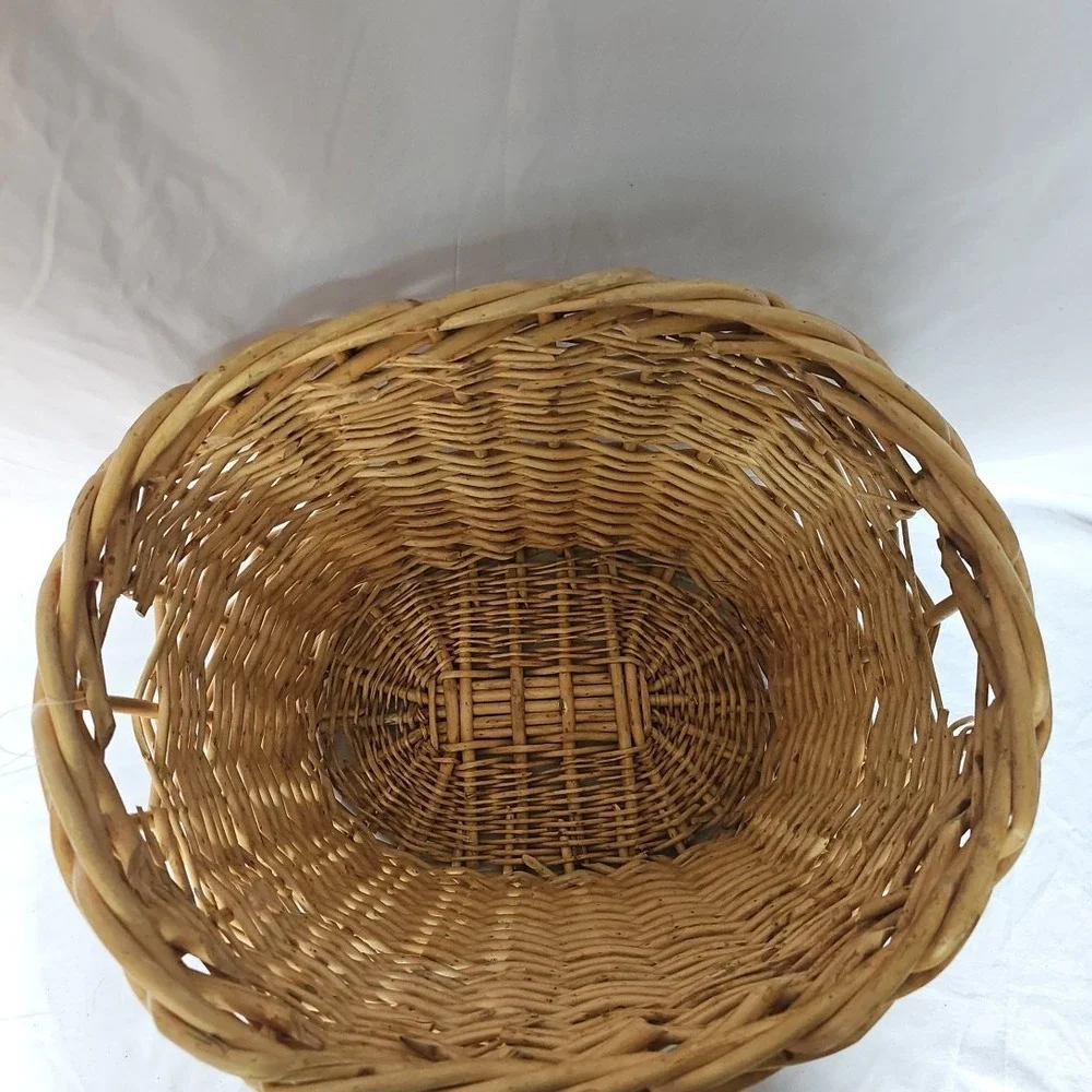 Large‎ Wicker Woven Basket 13x16x14 - Decorative Storage Bin with Handles